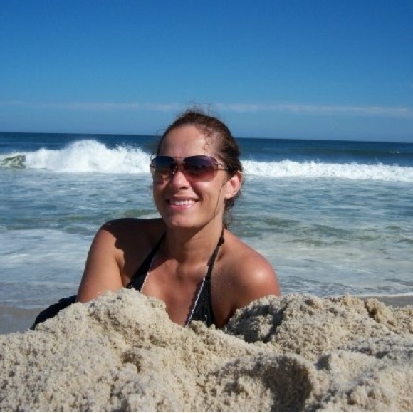 Posh Ambassador Carmen - Picture 6 of 6